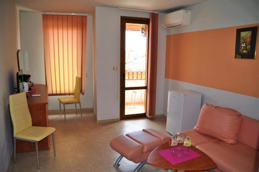 ホテル Sozopol House Dimitrovi エクステリア 写真